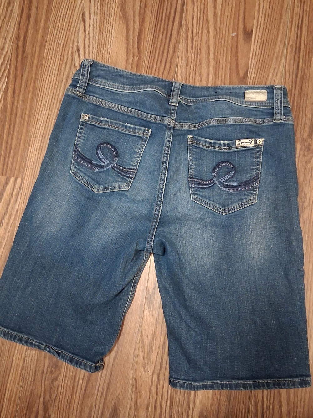 Seven7 Denim Bermuda Shorts Size 10 Dark Wash